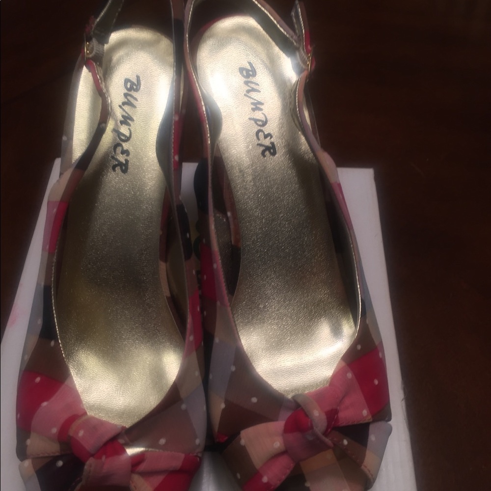 Fuchsia Lt Brown Fabric Wedges